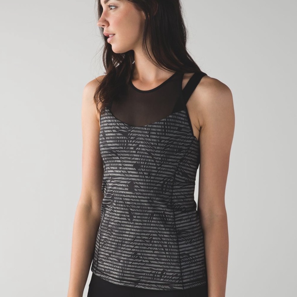 Lululemon Running in the City tank SZ 4